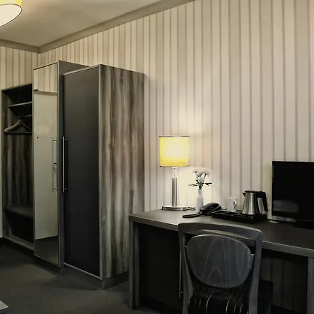 Konsumhotel Dorotheenhof 3*