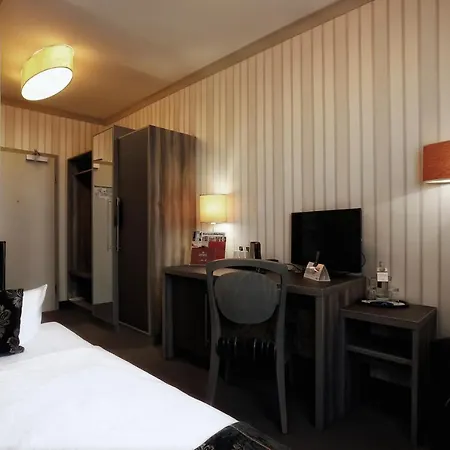 Otel Konsumhotel Dorotheenhof 3*