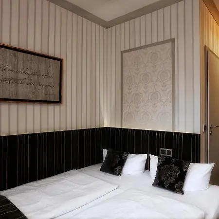 Otel Konsumhotel Dorotheenhof 3*