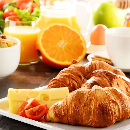 מלון Konsumhotel Dorotheenhof 3*