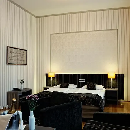 Hotel Konsumhotel Dorotheenhof 3*